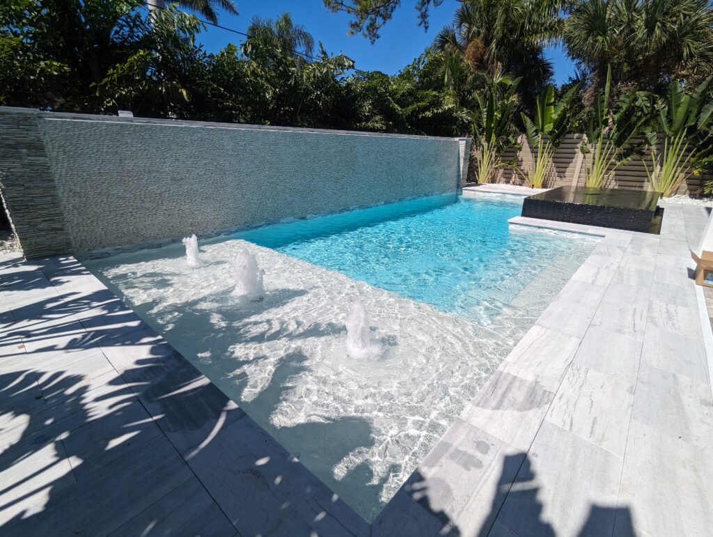 WATER FEATURE WALL AND INFINITY EDGE SPA